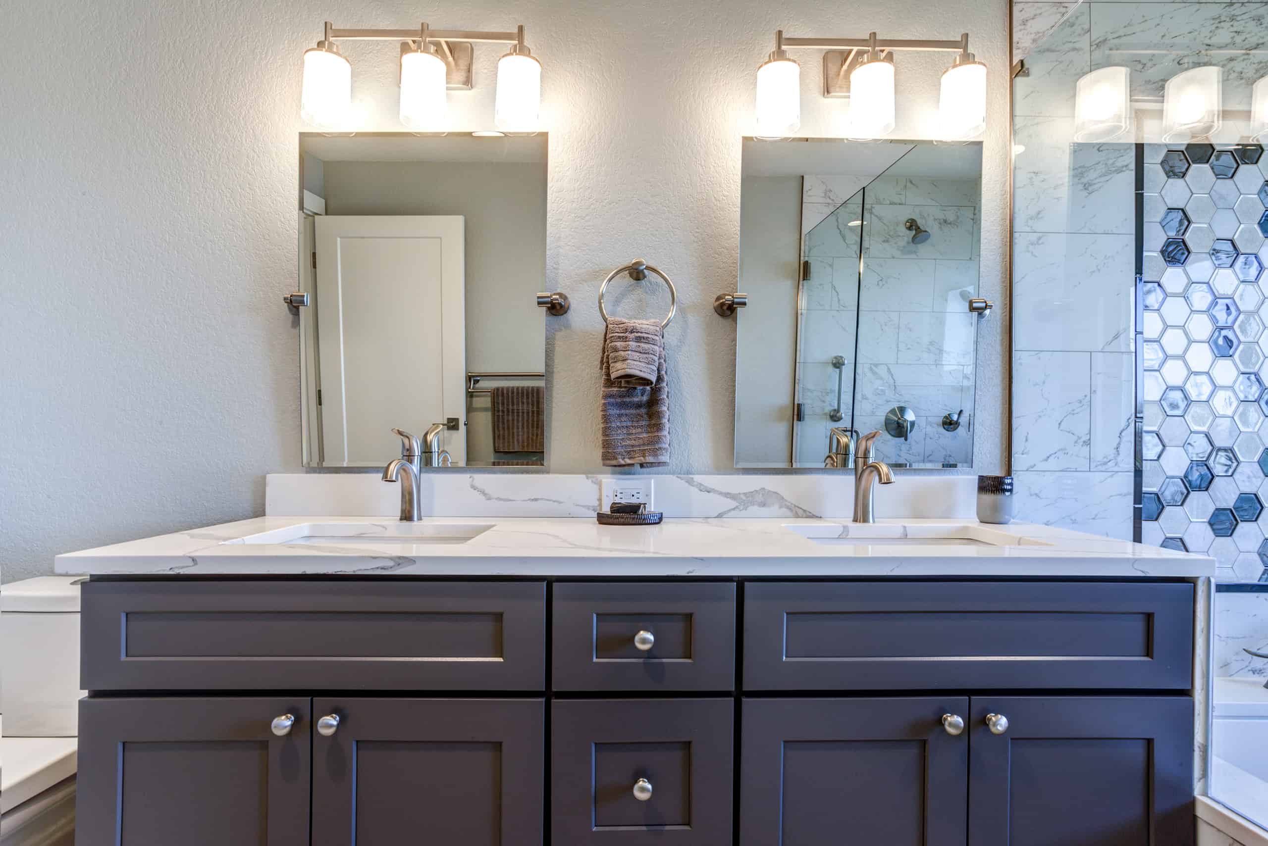 Bathroom Vanity Handle Placement