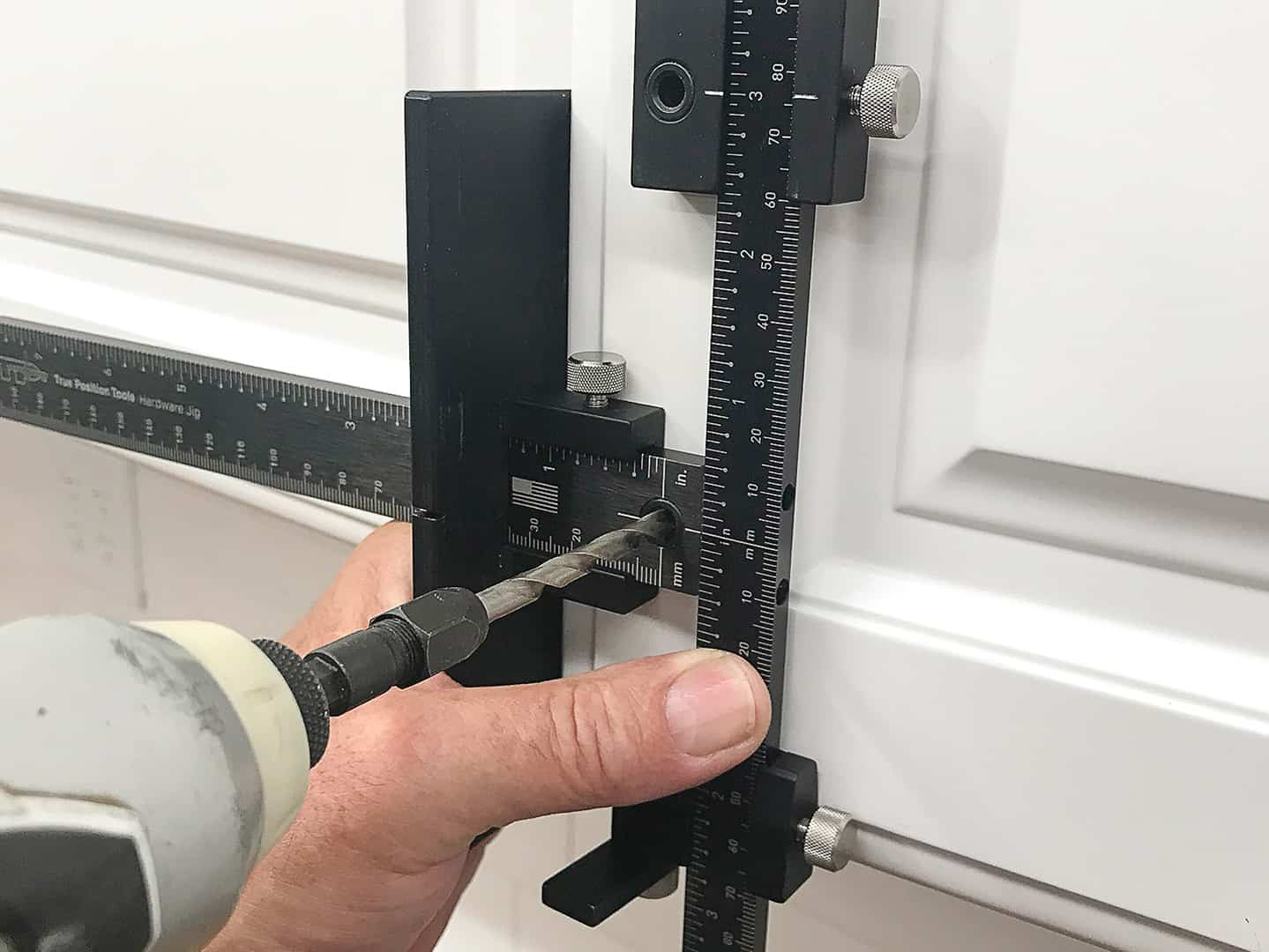 handle installation on cabinet door with TP-1934 Cabinet Hardware Jig (step 8)