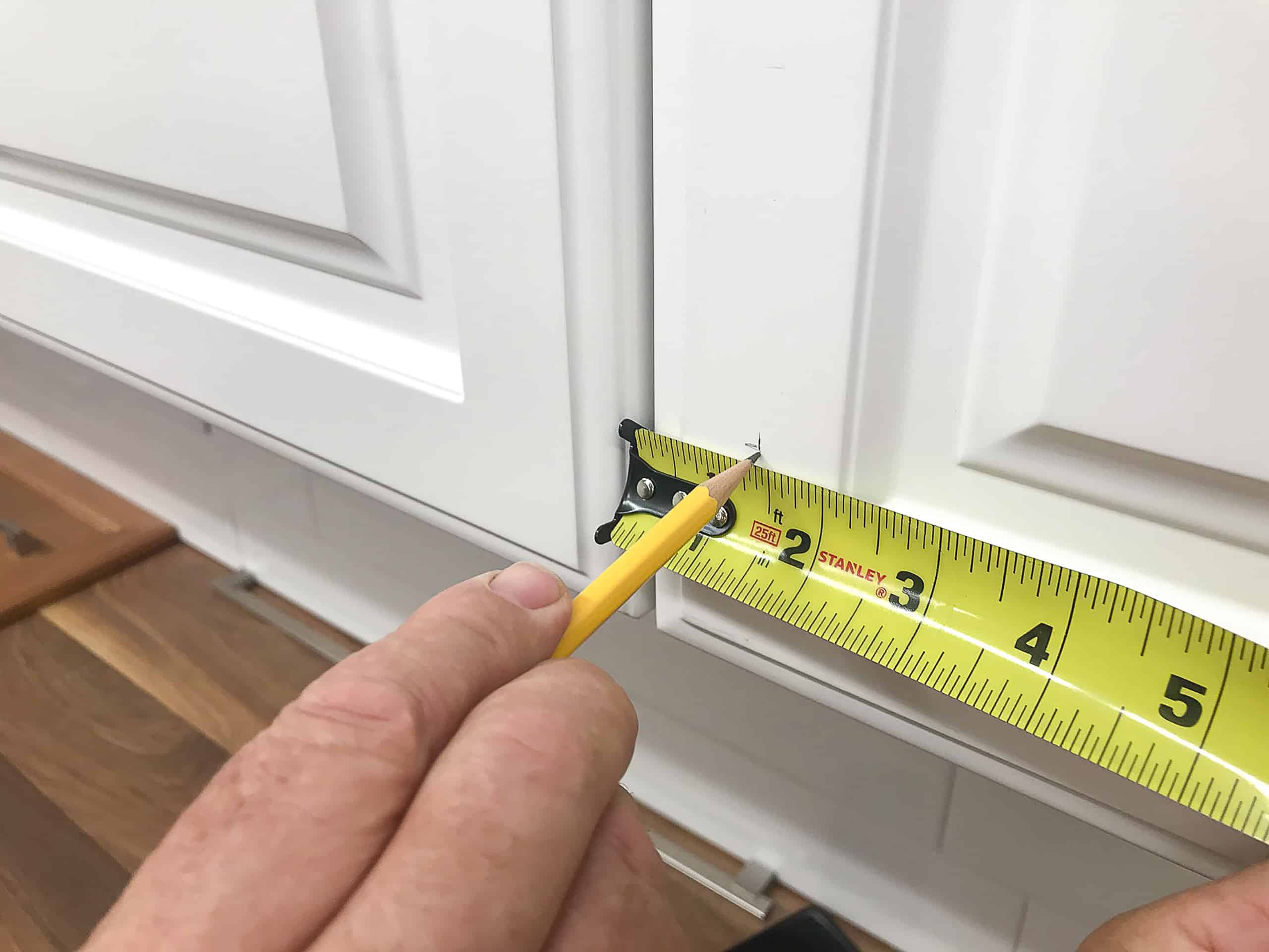 measuring kitchen cabinet door